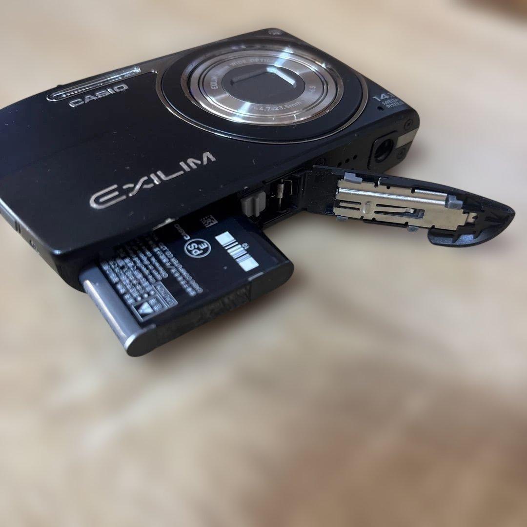 CASIO EX-Z2300 カシオ エクシリム 黒 充電器無し