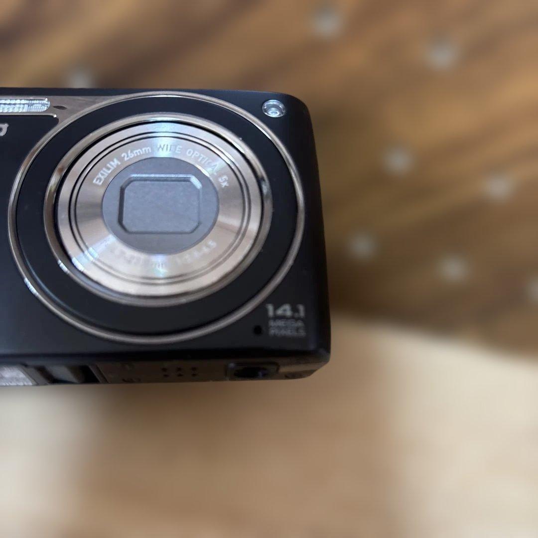 CASIO EX-Z2300 カシオ エクシリム 黒 充電器無し
