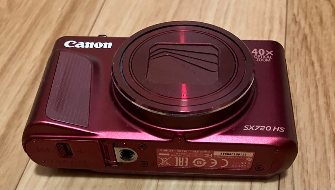 デジタルカメラ　Canon SX720 HS