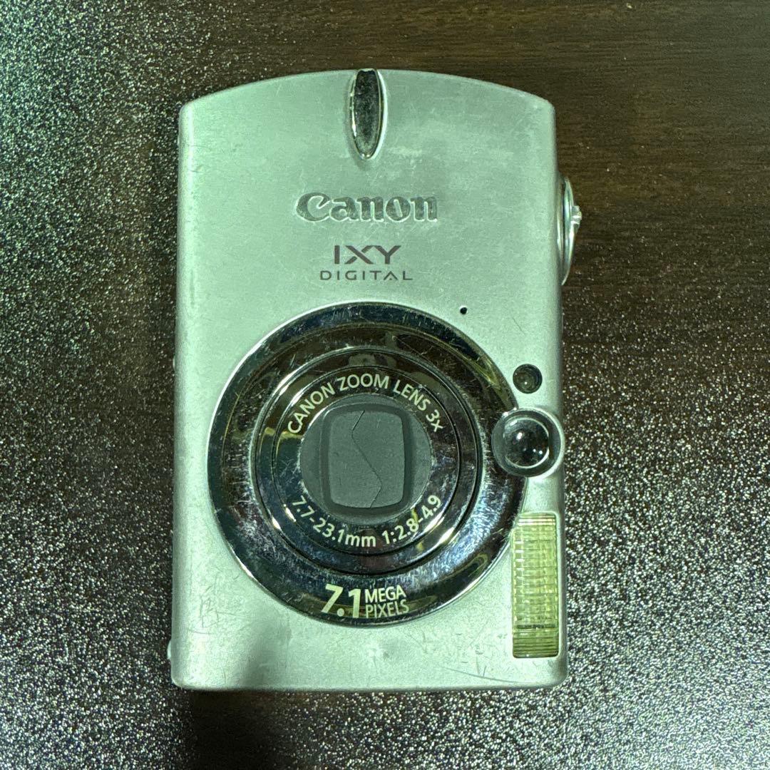 S782 Canon IXY DIGITAL 7.1メガピクセル 700