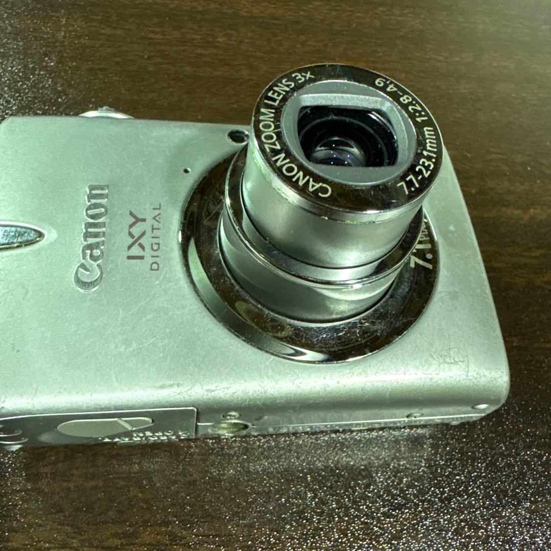 S782 Canon IXY DIGITAL 7.1メガピクセル 700
