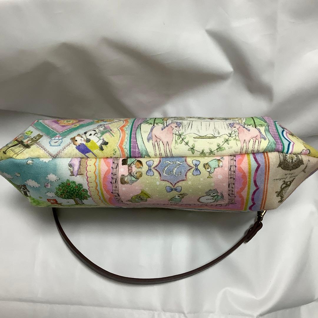 ユキエモン　yukiemon ハンドメイド　ファスナーポーチ　ポシェット　マルチ