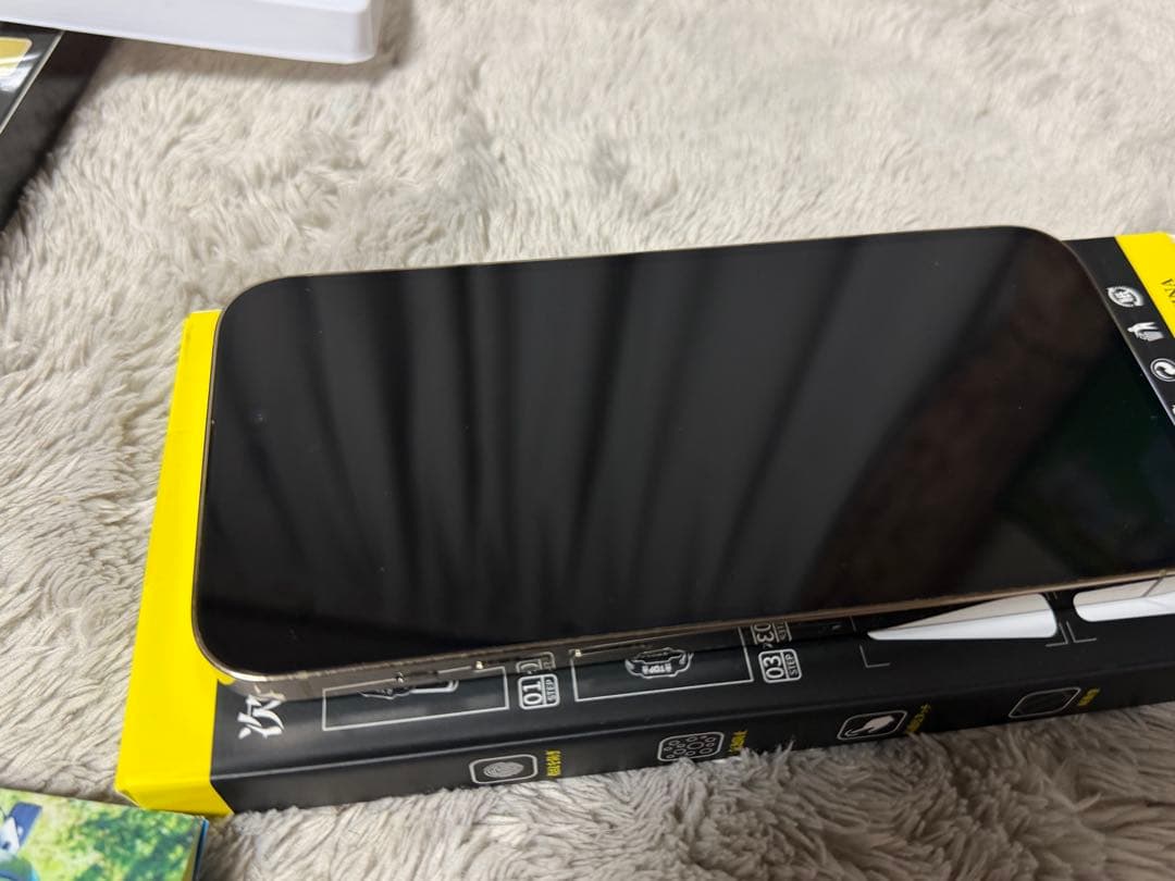 iPhone14 ProMAX 256GB ゴールド　SIMフリー　美品
