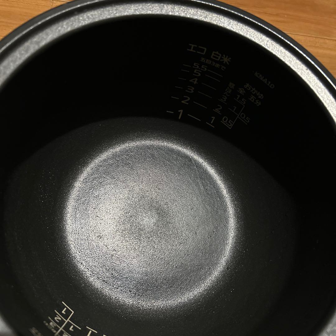 炊飯器 内釜 1.0L 黒 目盛り付き　内釜のみ