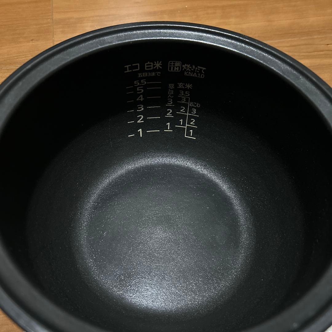 炊飯器 内釜 1.0L 黒 目盛り付き　内釜のみ