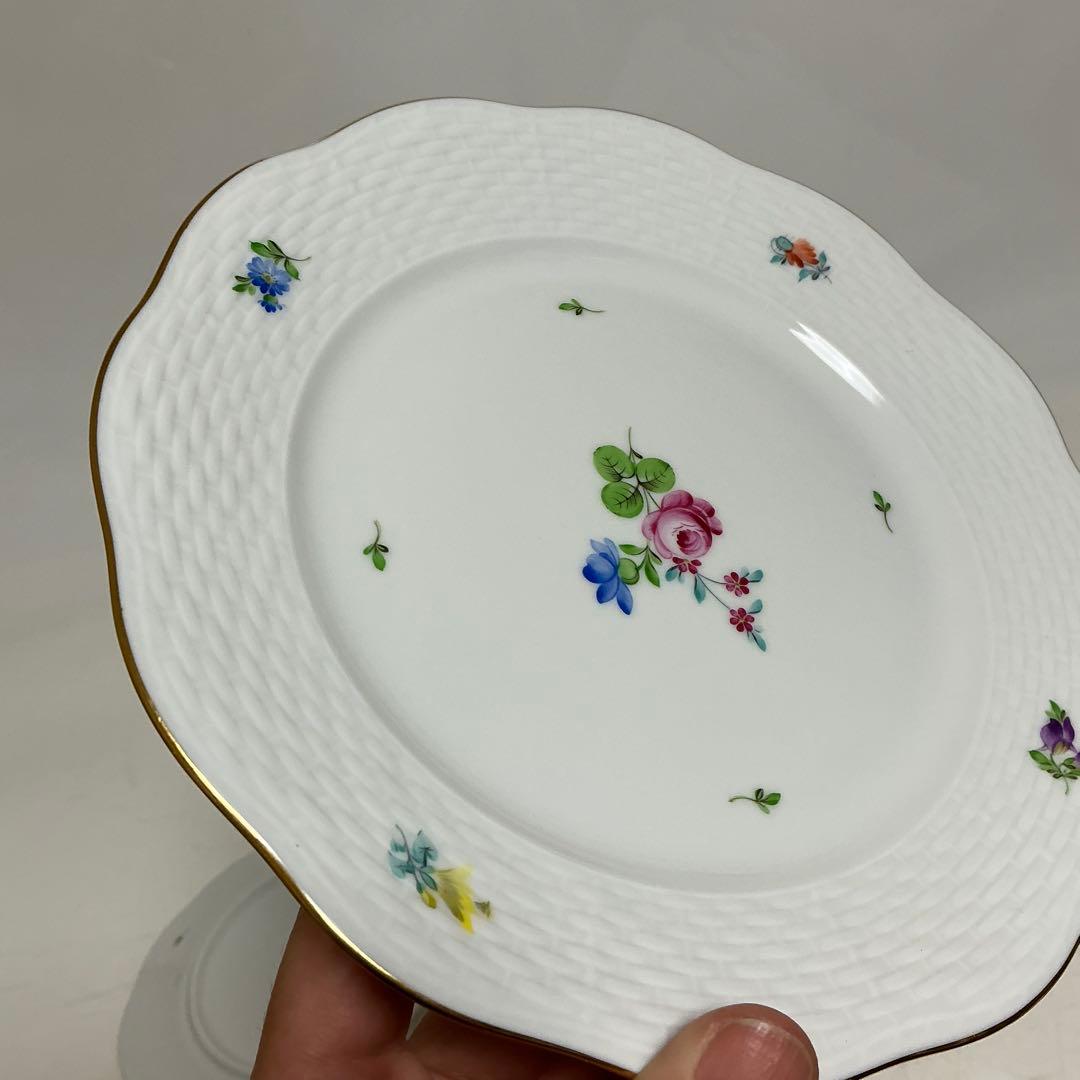 ako様　ヘレンド　南京ブーケ　NB シリーズ　プレート　型番517 花柄波型皿