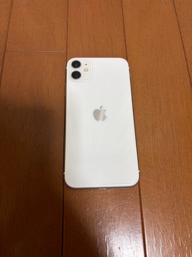 Apple iPhone 11 ホワイト 本体 64㎇