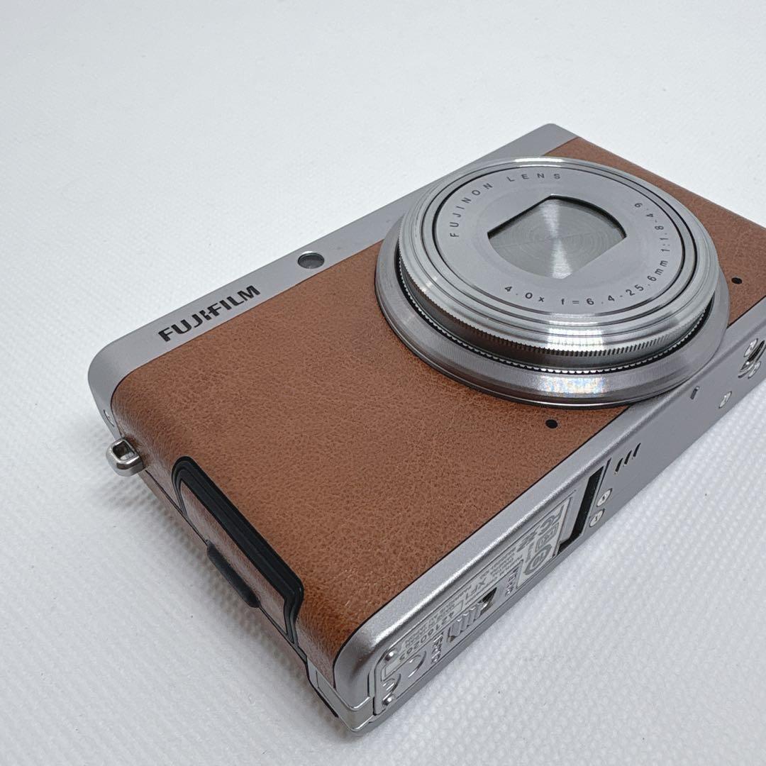 【動作品】 希少 FUJIFILM XF1 コンパクトデジタルカメラ デジカメ