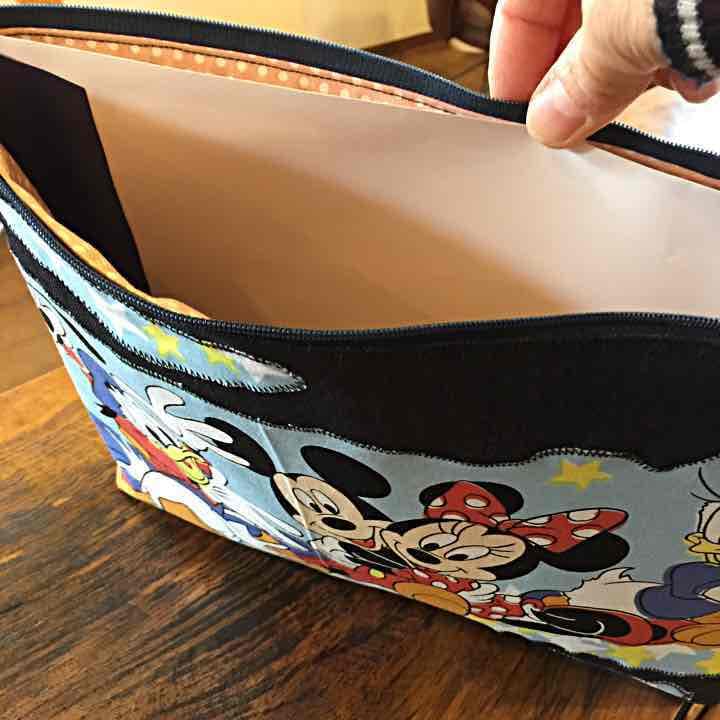 ハンドメイドA4サイズ 書類入れケース ディズニー柄