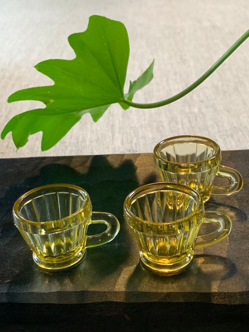 ディネット　小さなガラスのカップ　フランスおままごと　アンティーク　3個セット