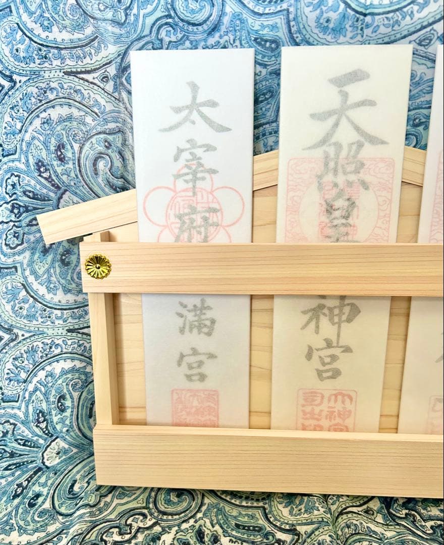 最強お札　伊勢神宮、太宰府天満宮、竈門神社　3体！お札　特製　檜製お札立て付き