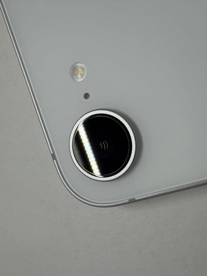 iPhone16e 128GB ホワイト 国内正規品 SIMフリー