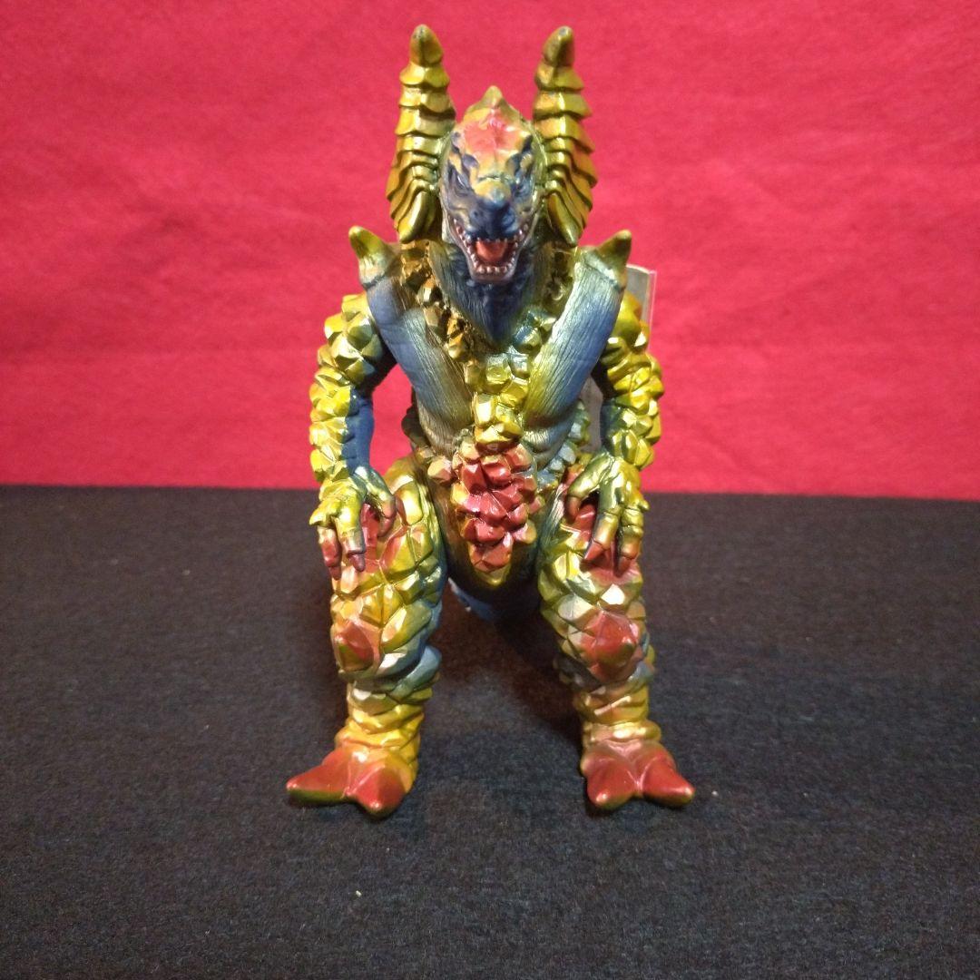 ウルトラ怪獣シリーズ ウルトラマンティガ ソフビ９体タグ付き