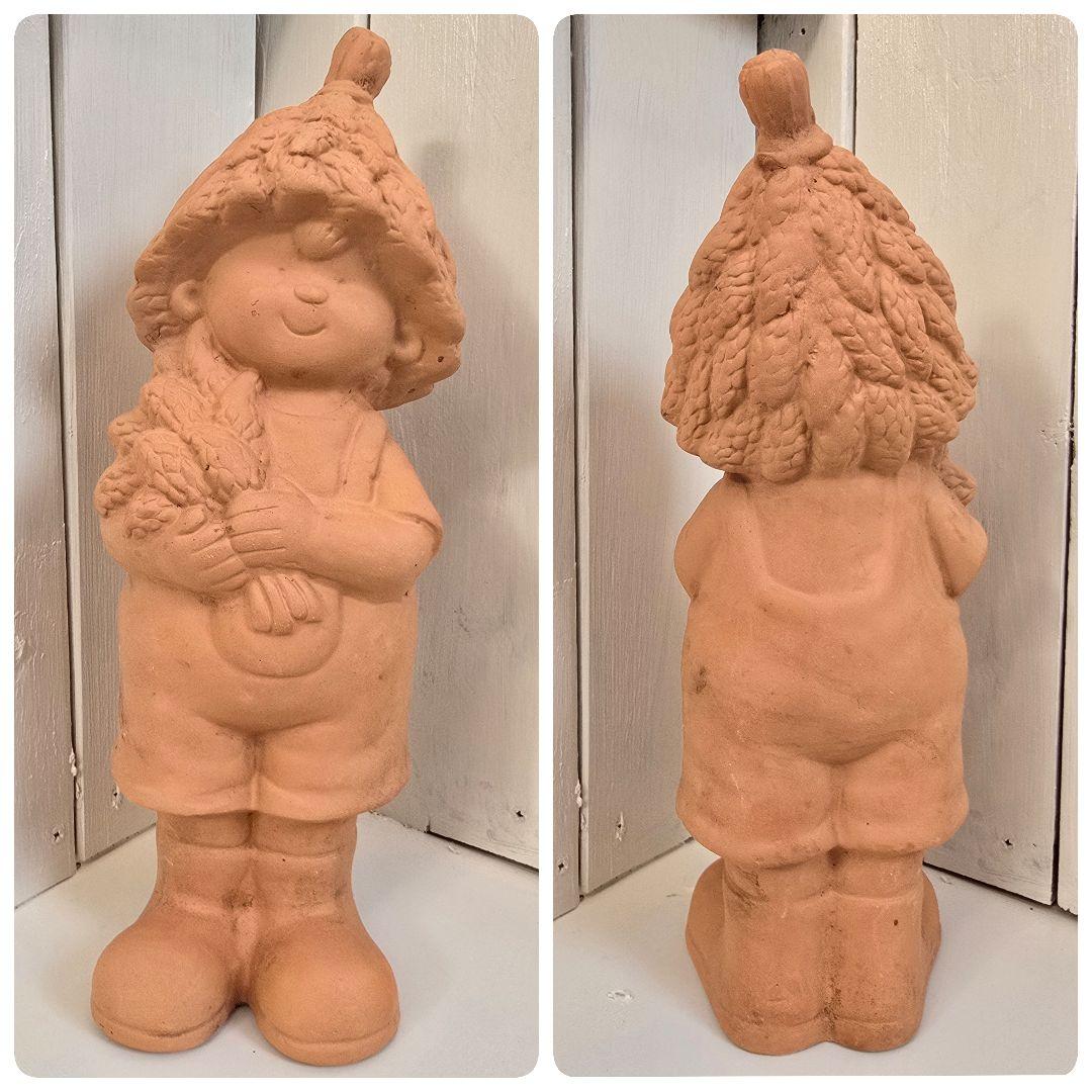 大麦収穫する女の子と男の子♡2人セットです( *´﹀` *)テラコッタ製オブジェ