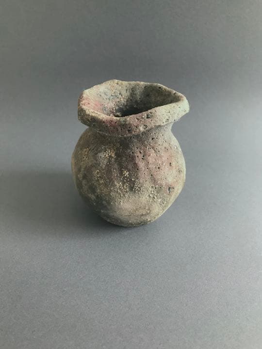 田宮亜紀　花器　灰被壺