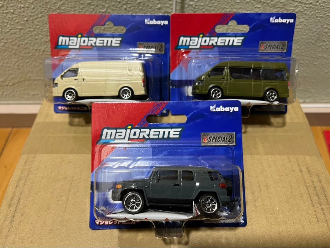 マジョレット ミニカー 10台セット ハイエース GT-R フェアレディZ 他