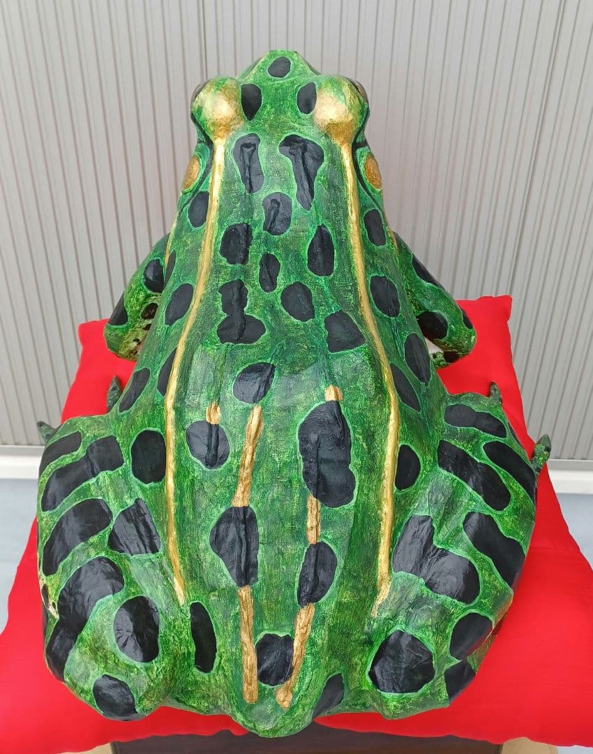 ４月のカエル君　福ダルマガエル