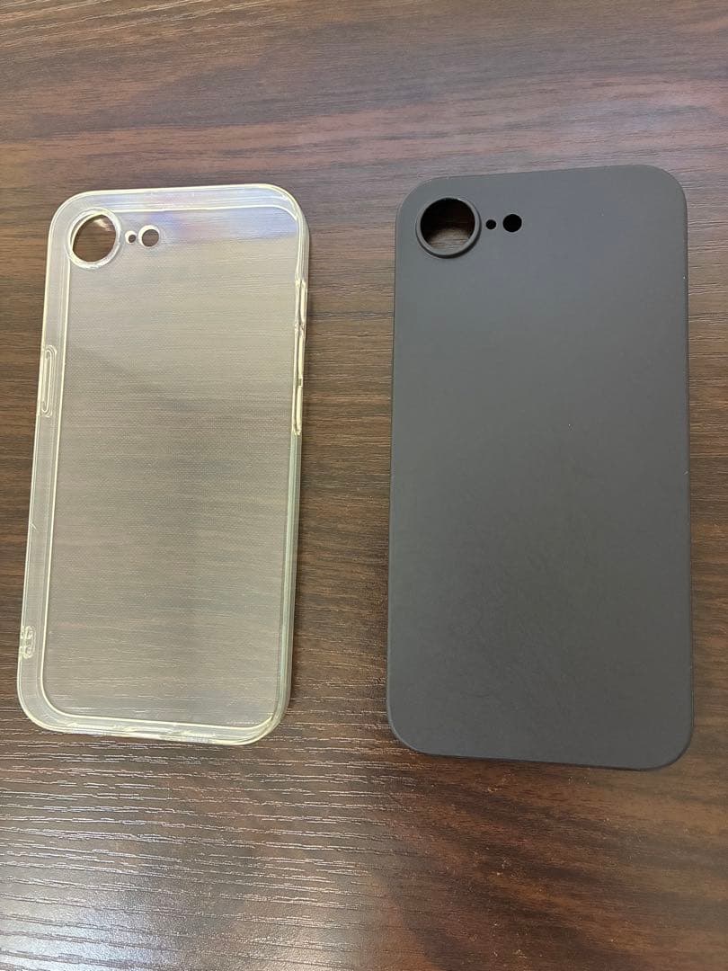 新品に近い美品 iPhone 16e 128GB バッテリー100% ブラック