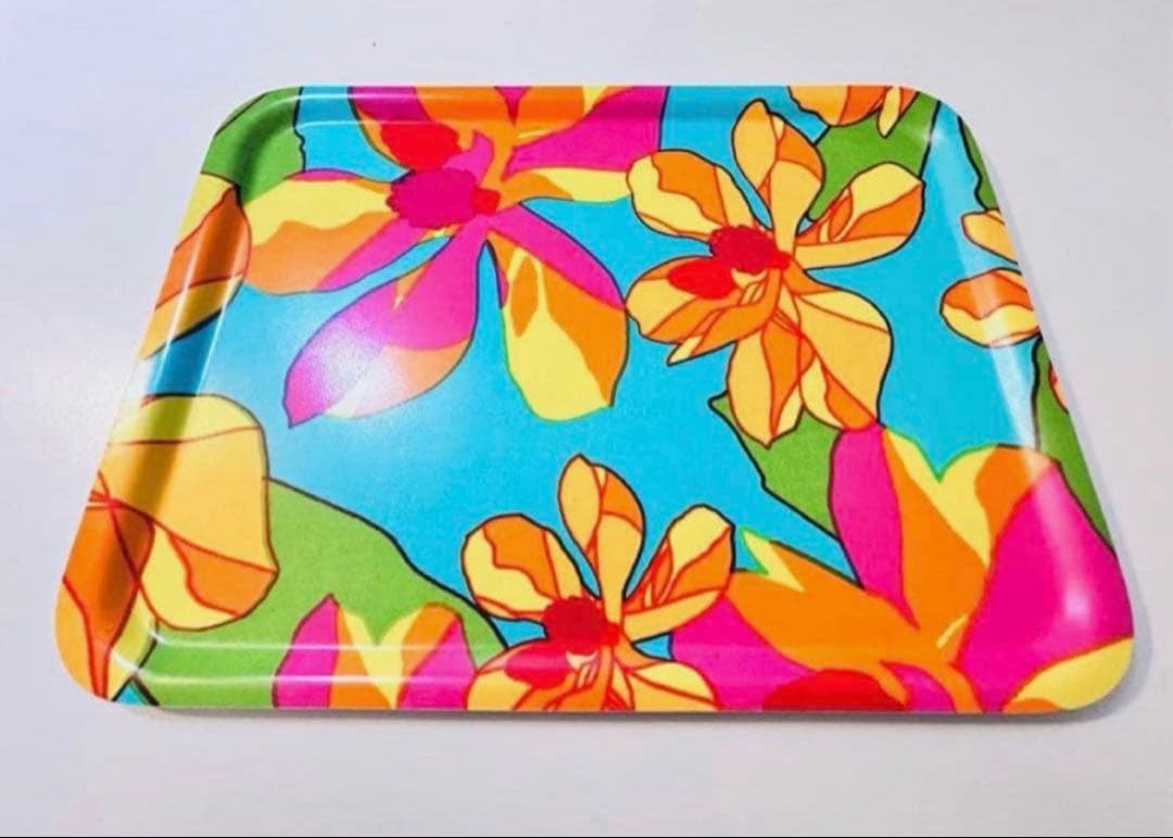 858【日本未入荷✴︎激レア】大サイズ43cmx33cm／marimekkoトレイ