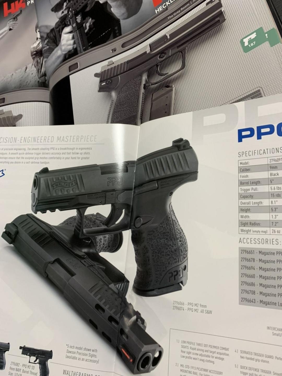 超　激レア　H&k他　銃器メーカー実銃カタログ　バラ売り不可！