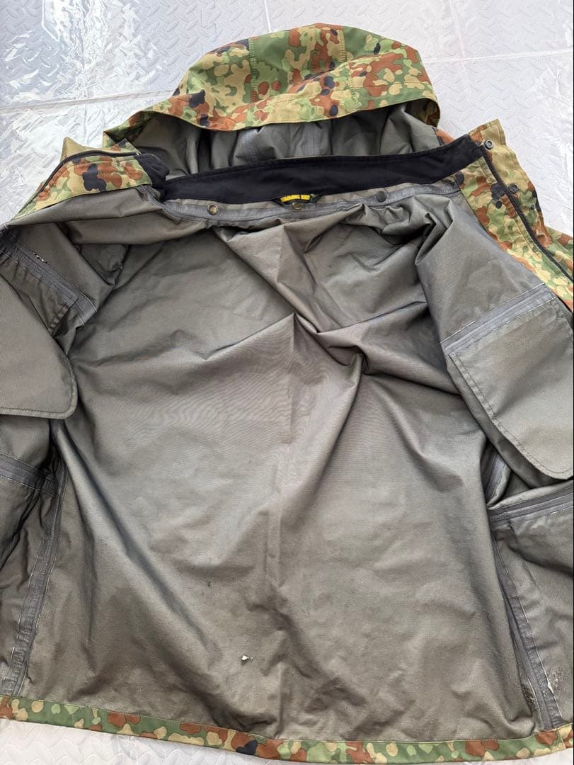 自衛隊PX品　雨衣上下ゴアテックス