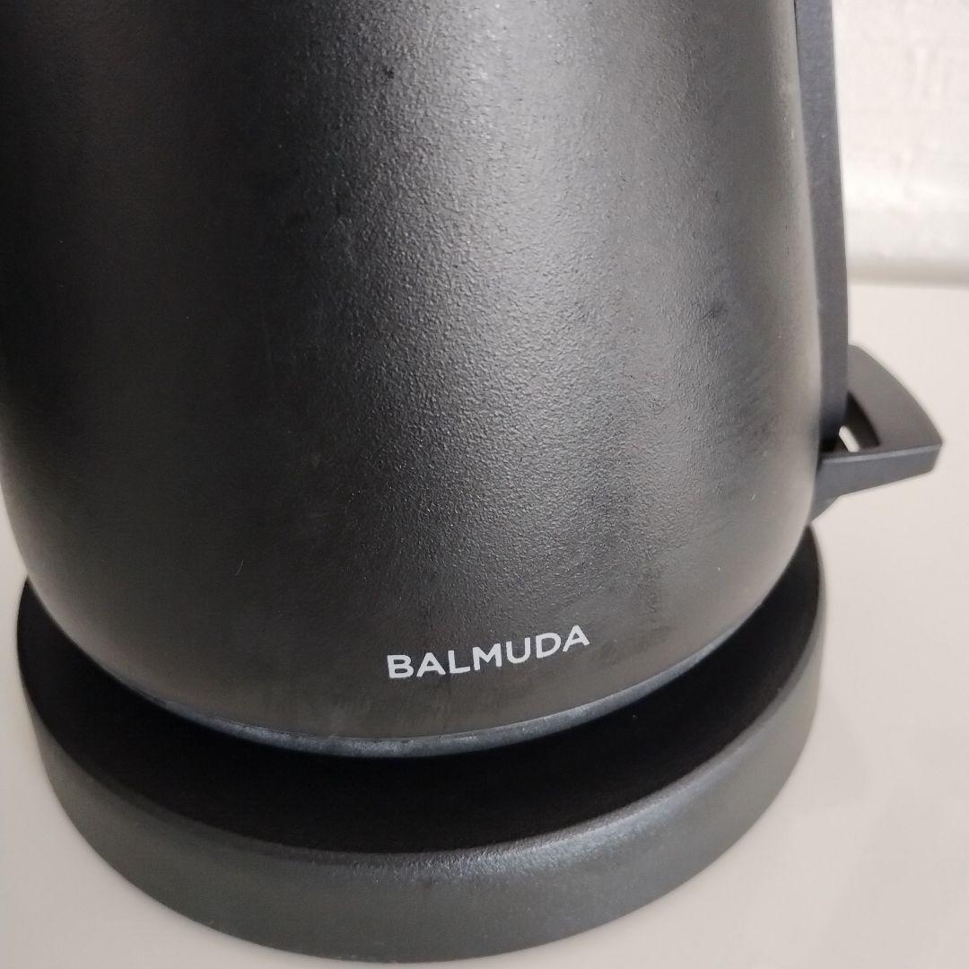 2024年式6月発売BALMUDA 電気ケトル ホワイト0.6㍑未使用　展示品