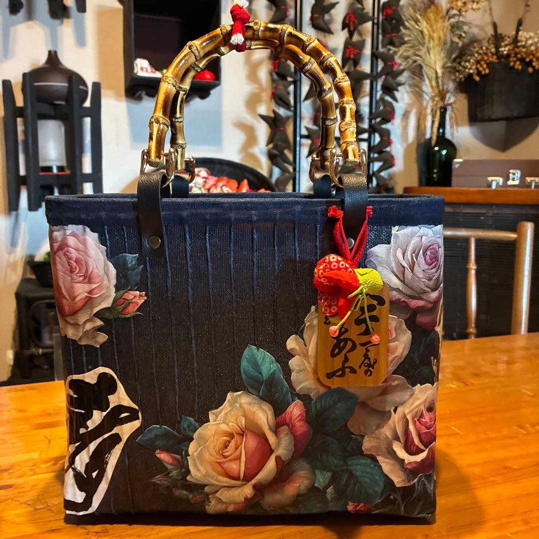 一閑張り籠バッグ