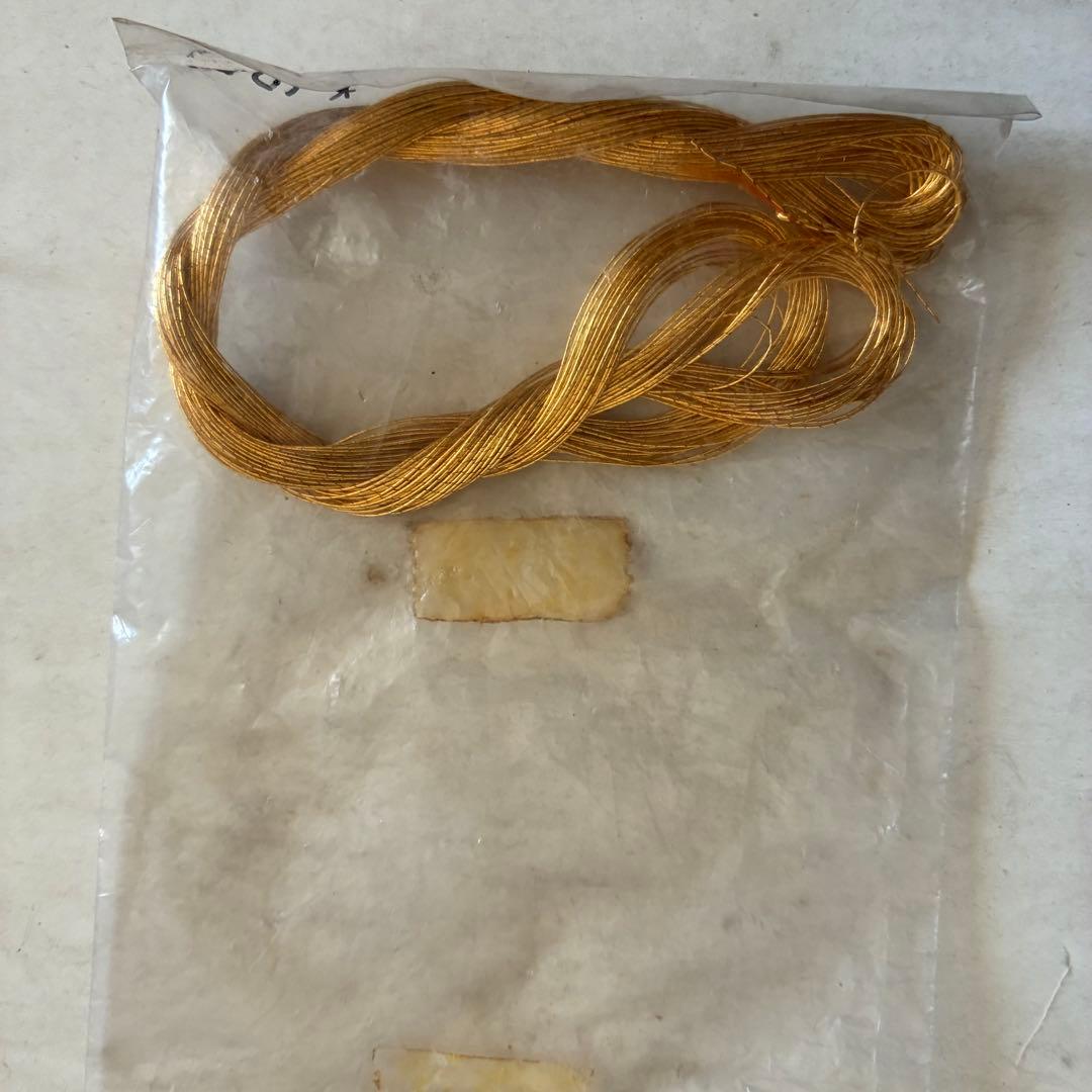 日本刺繍　金糸・銀糸・駒36個セット売り