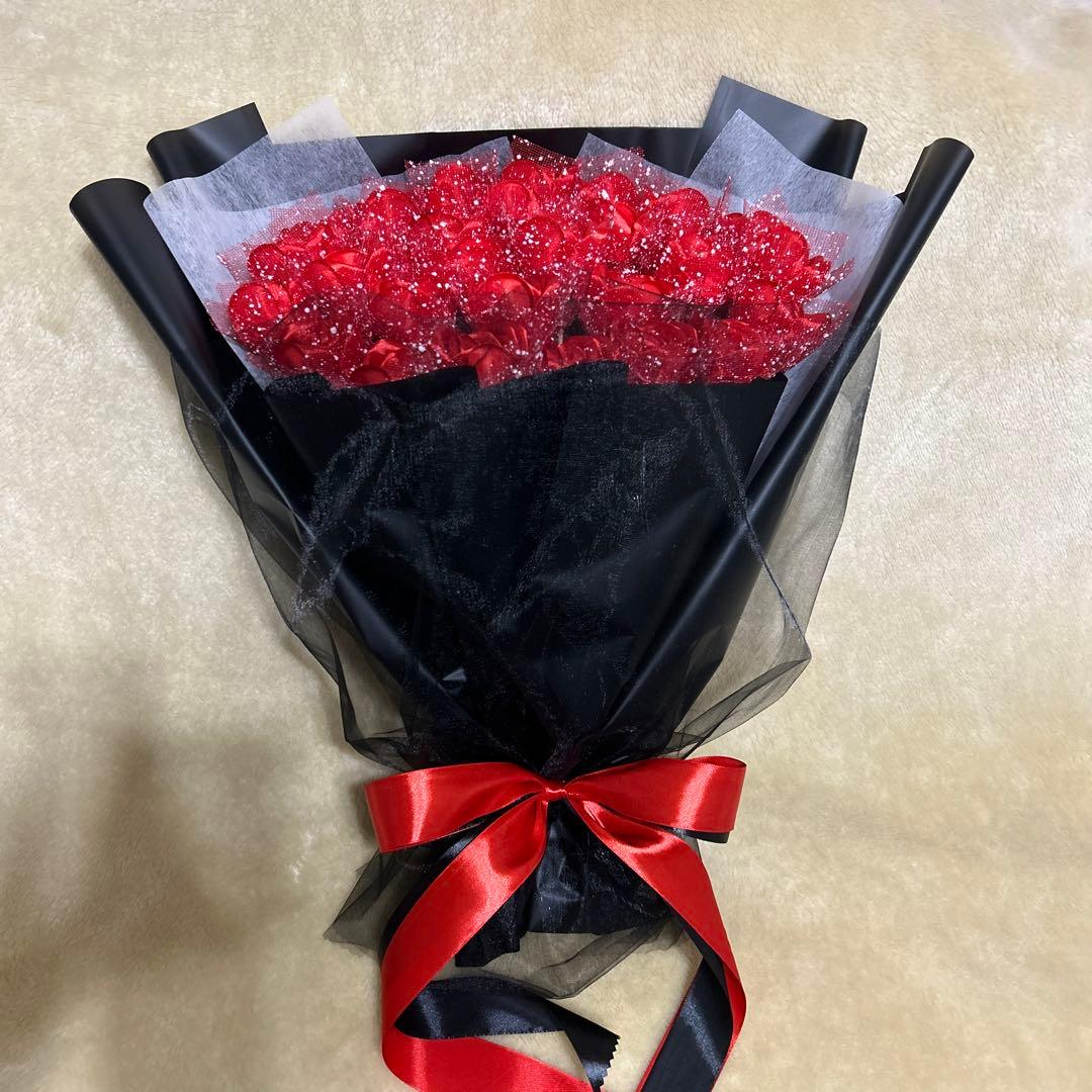 30本赤バラブーケ 60＊50cm ラッピングリボン 2重❣️枯れない花 永生花