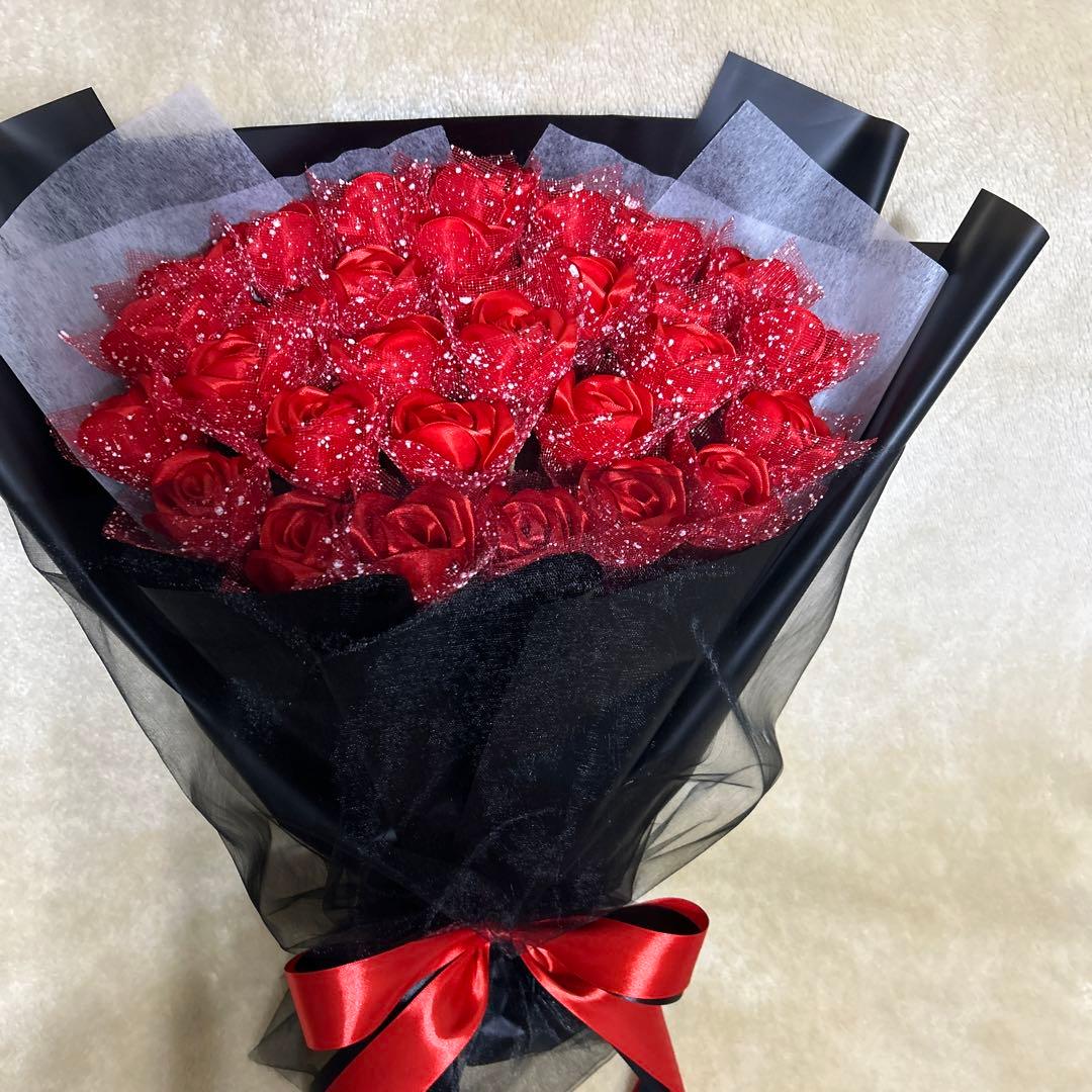 30本赤バラブーケ 60＊50cm ラッピングリボン 2重❣️枯れない花 永生花