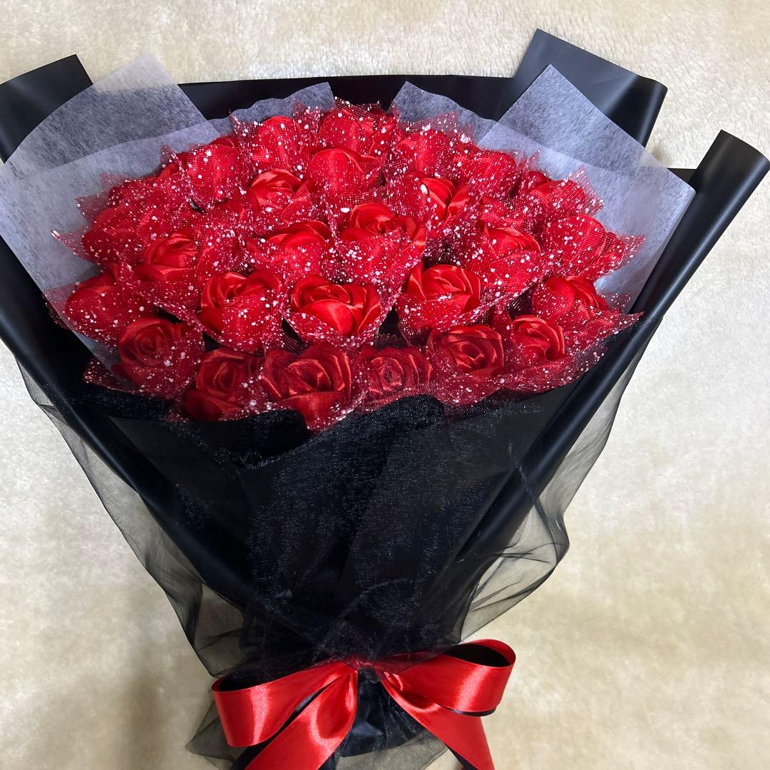 30本赤バラブーケ 60＊50cm ラッピングリボン 2重❣️枯れない花 永生花