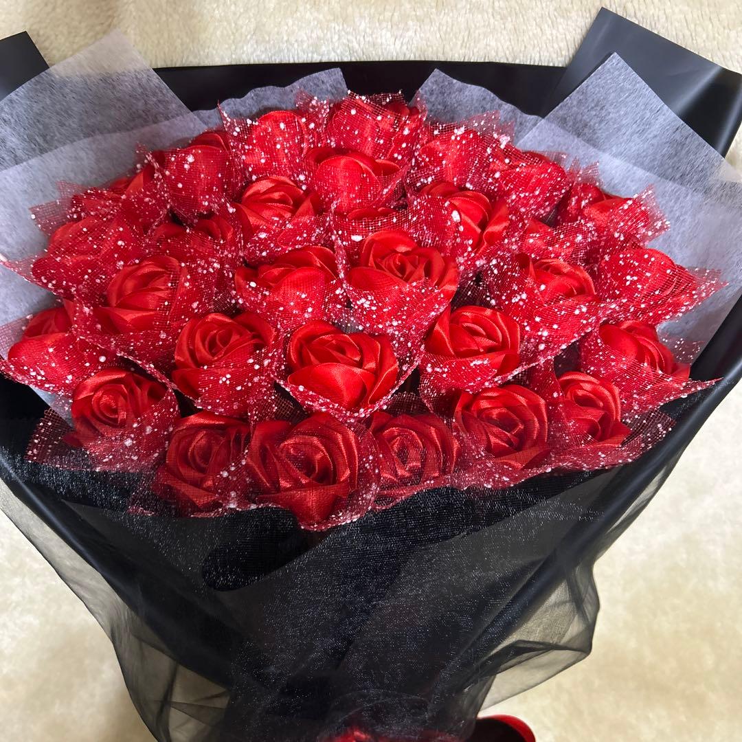 30本赤バラブーケ 60＊50cm ラッピングリボン 2重❣️枯れない花 永生花