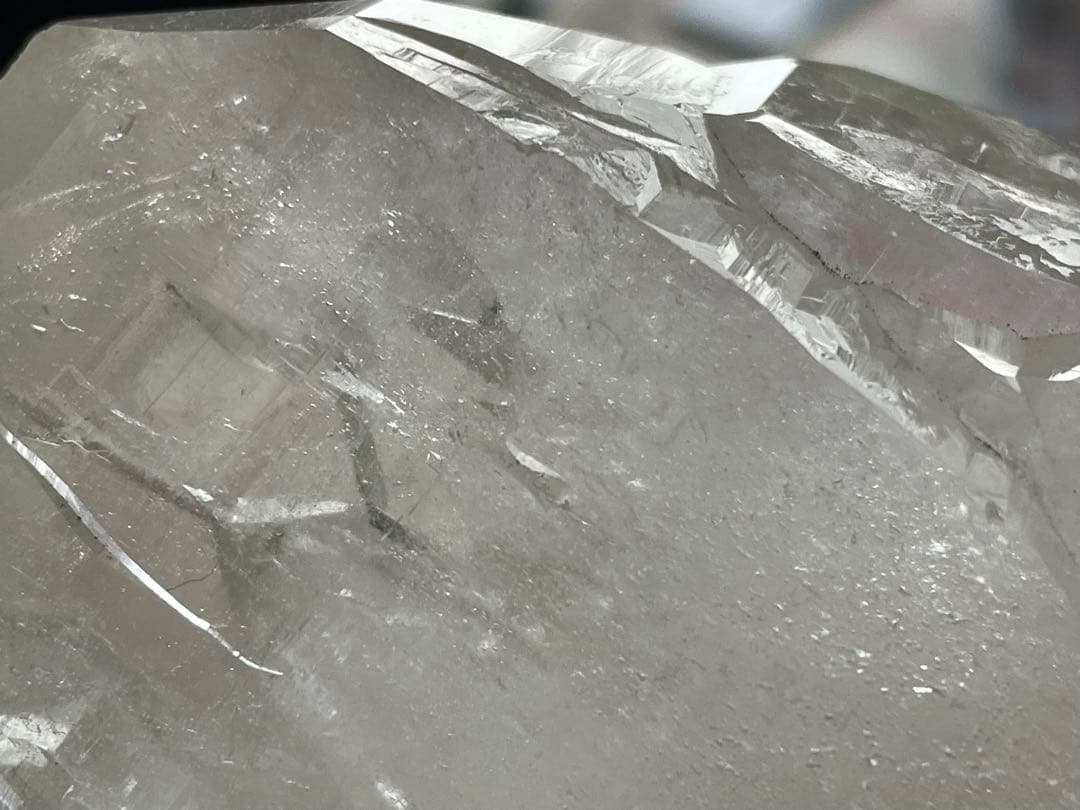 専用ガネッシュヒマール水晶ポイント　巨大　見事なカテドラルレコードキーパー△ 虹