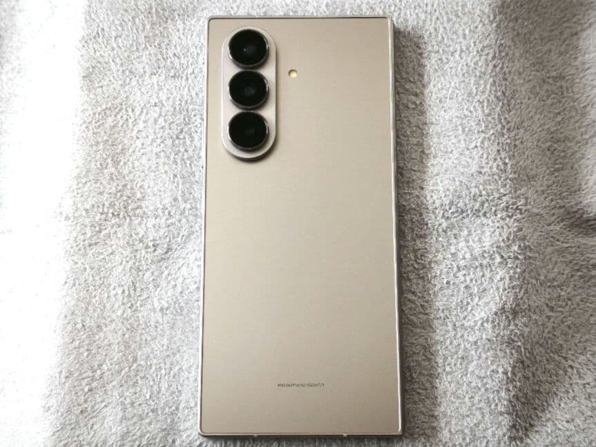 Galaxy Z Fold 7 Silver Shadow 256GB 本体