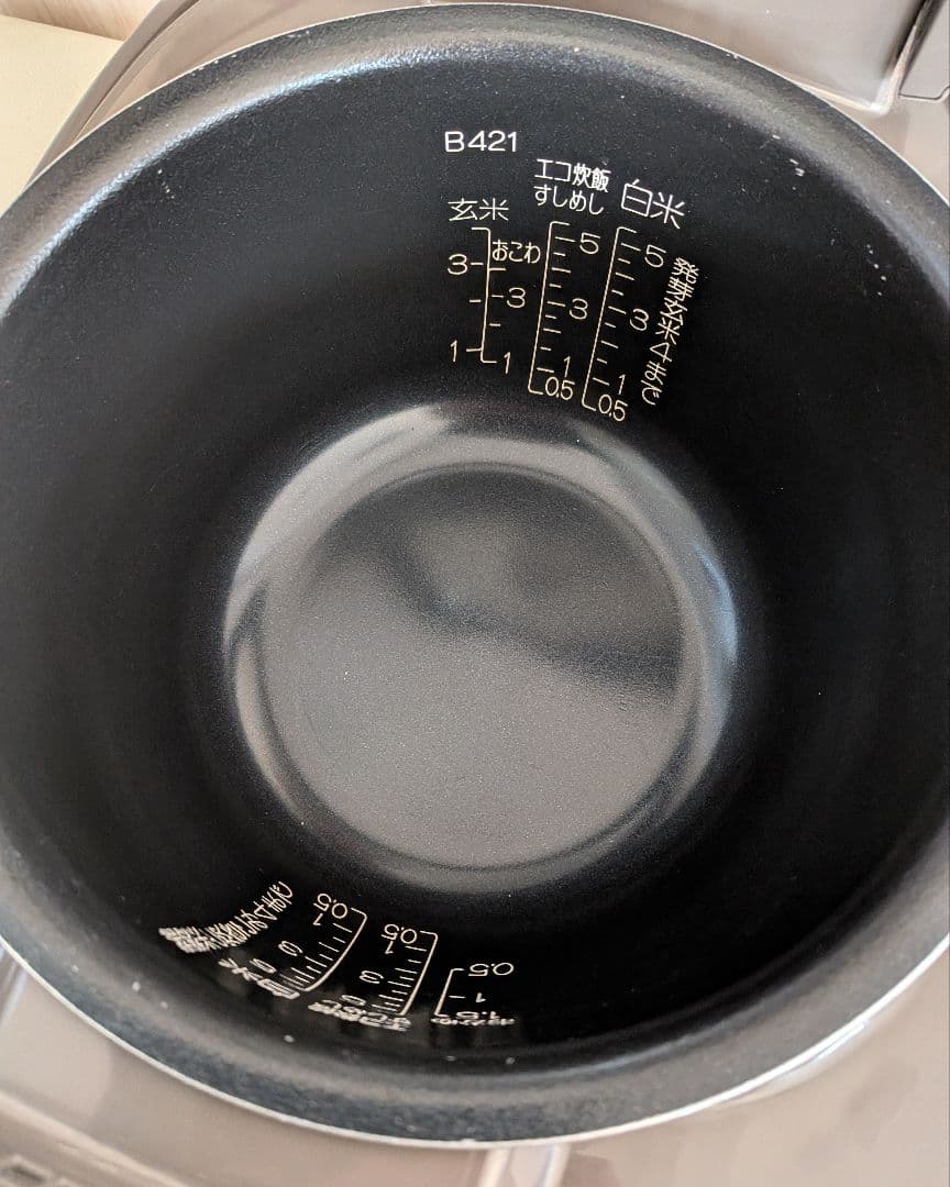 象印 NP-VV10 プラチナ厚釜 合熱沸とう IH炊飯器 5.5合炊きグレー
