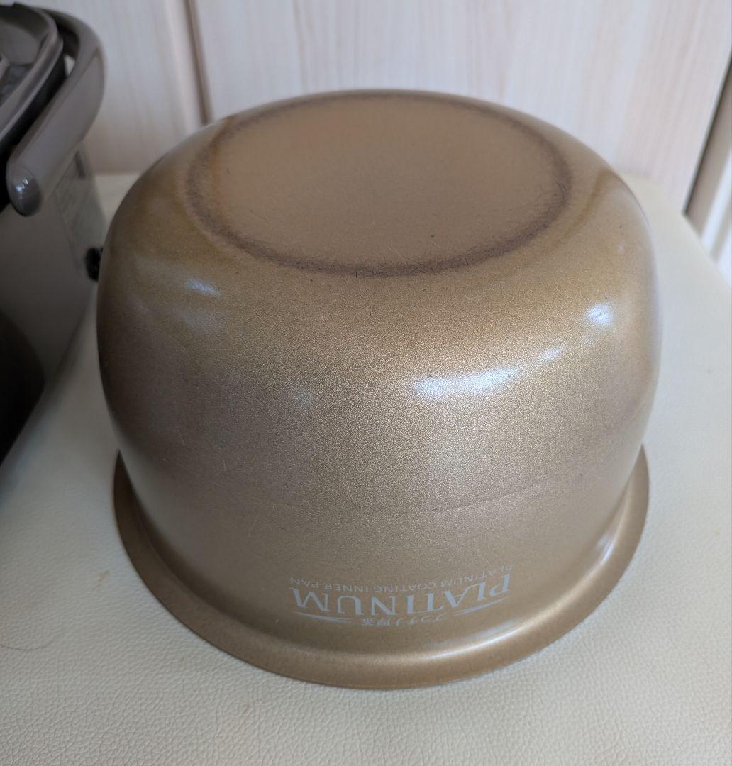 象印 NP-VV10 プラチナ厚釜 合熱沸とう IH炊飯器 5.5合炊きグレー