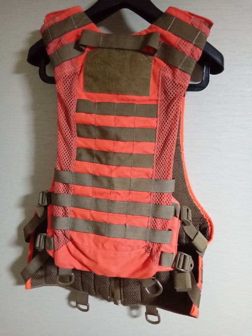 Tactical Tailor タクティカルベスト オレンジ