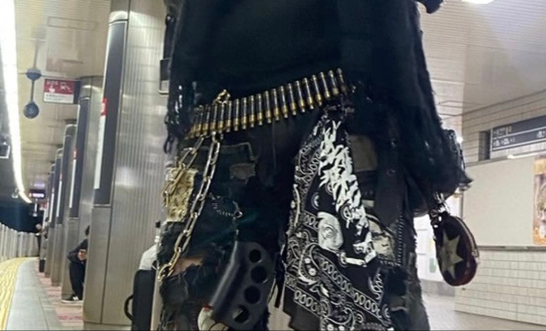 弾丸ベルト　クラスト　ハードコア