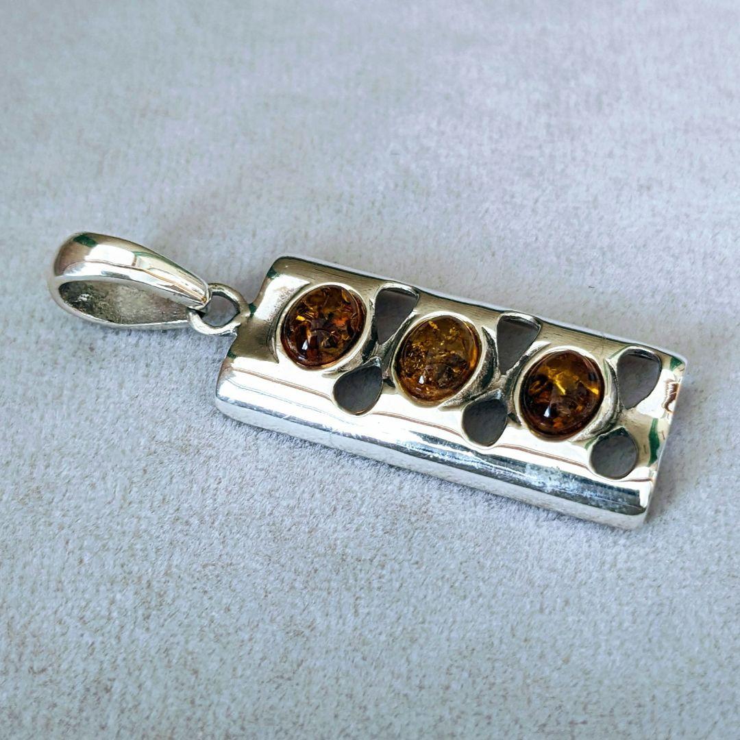 ☆NEW☆トルコ製 天然石 ペンダントトップ（琥珀）Silver925