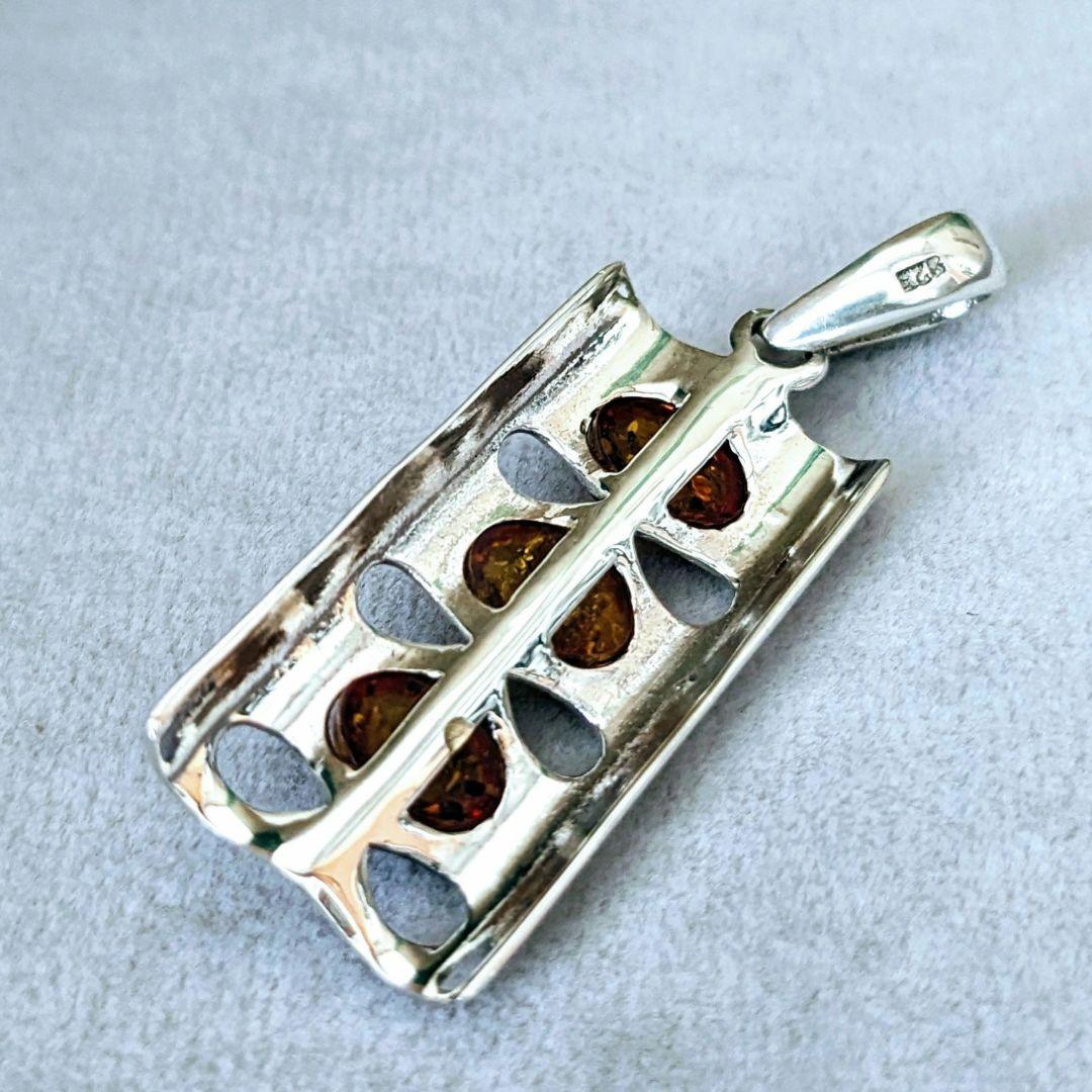 ☆NEW☆トルコ製 天然石 ペンダントトップ（琥珀）Silver925