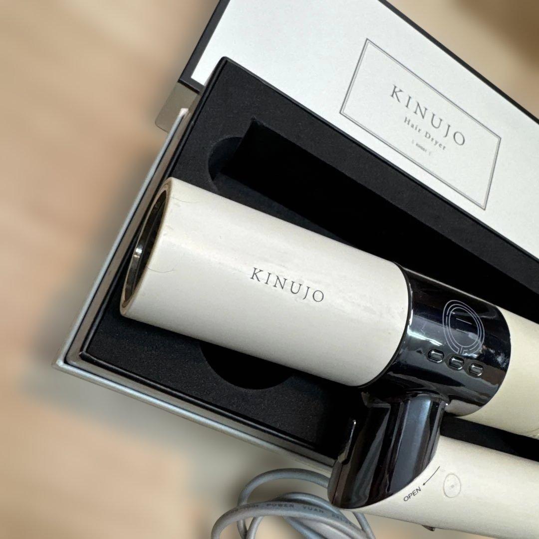 KINUJO（キヌージョ）　ＫＨ001ヘアドライヤー（正常動作品）