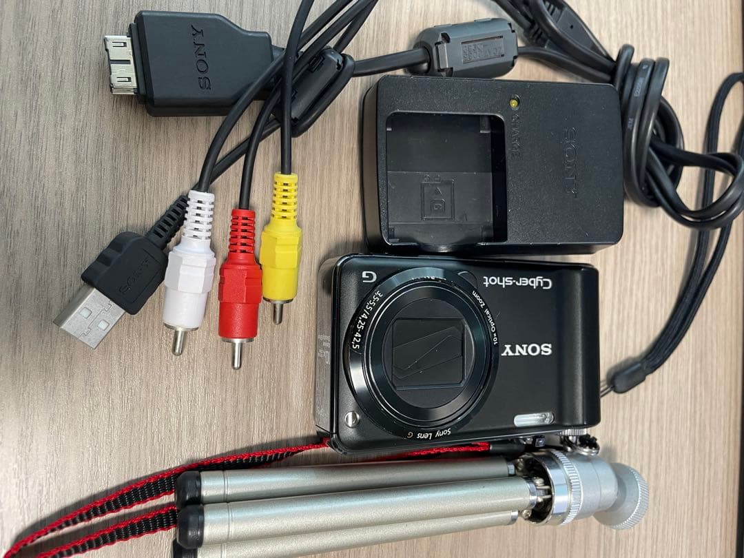 SONY cyber shot DSC-HX5 ミニ三脚はオマケで付けます