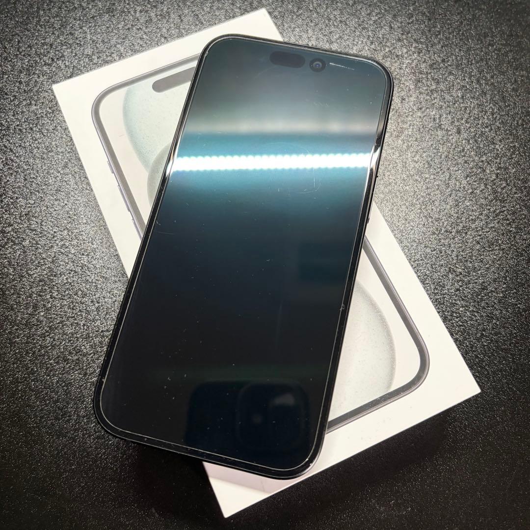 iPhone 15 美品 128gb ブラック 90% ガラスフィルム付属
