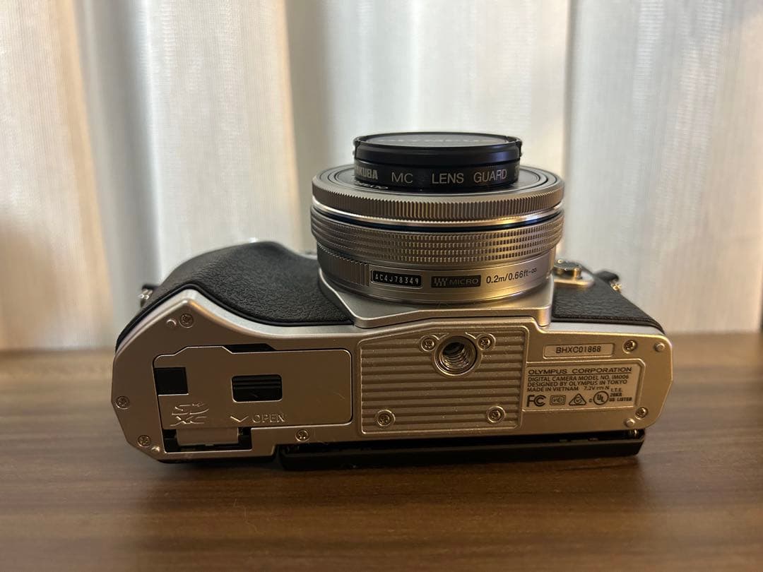 OLYMPUS OM-D E-M10 MarkⅢEZダブルズームキット シルバー
