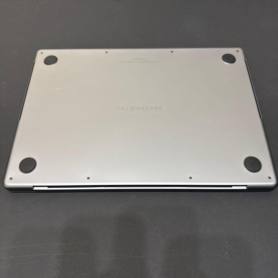 Apple MacBook Pro 14インチ M1MAX 64GB 2TB