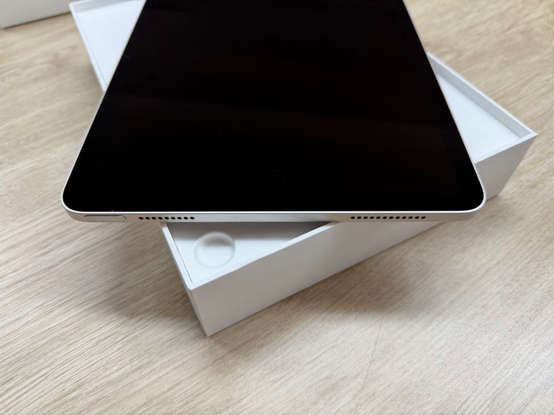 美品 iPad Air M2 128GB Wi-Fi スターライト BT100%