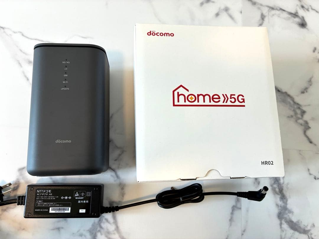 docomo 5Gルーター HR02 ダークグレー