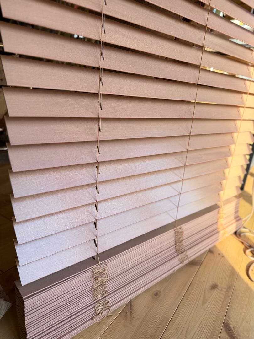 Tapio木製ベージュブラインド／サイズ900x2510