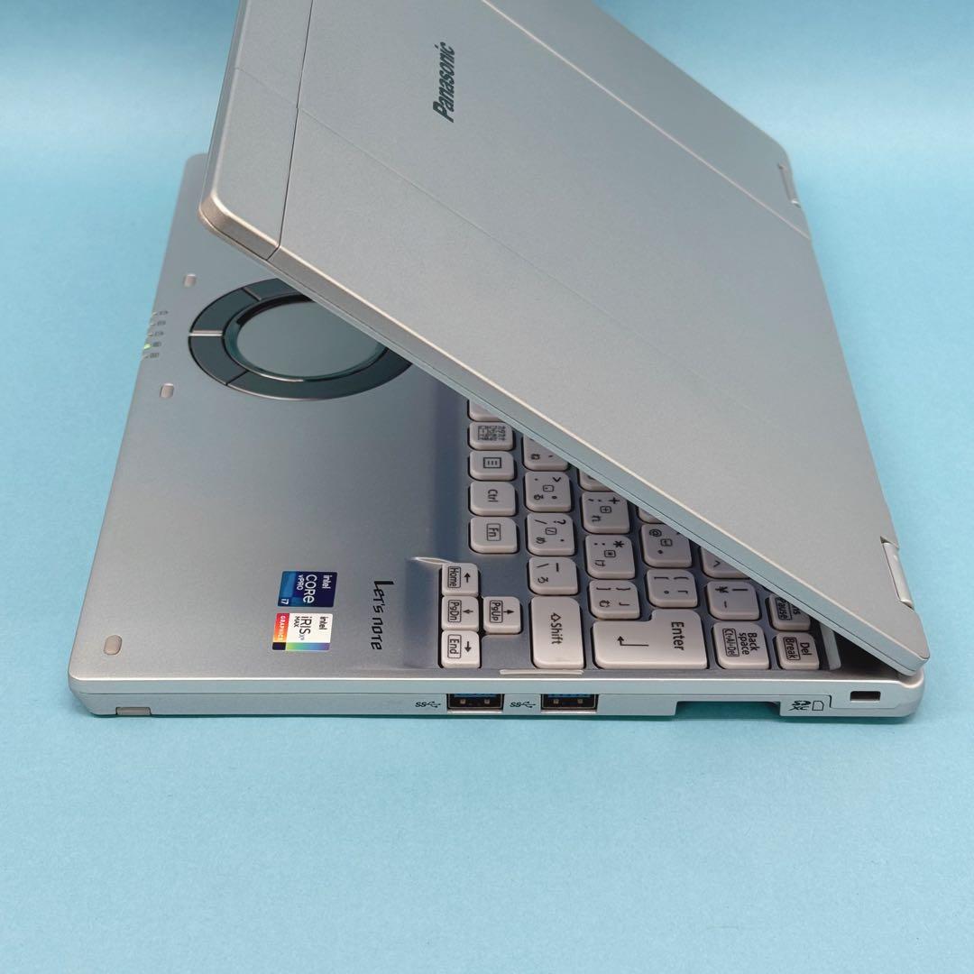 136 良品 i7 512GB レッツノートQV1 第11世代 office