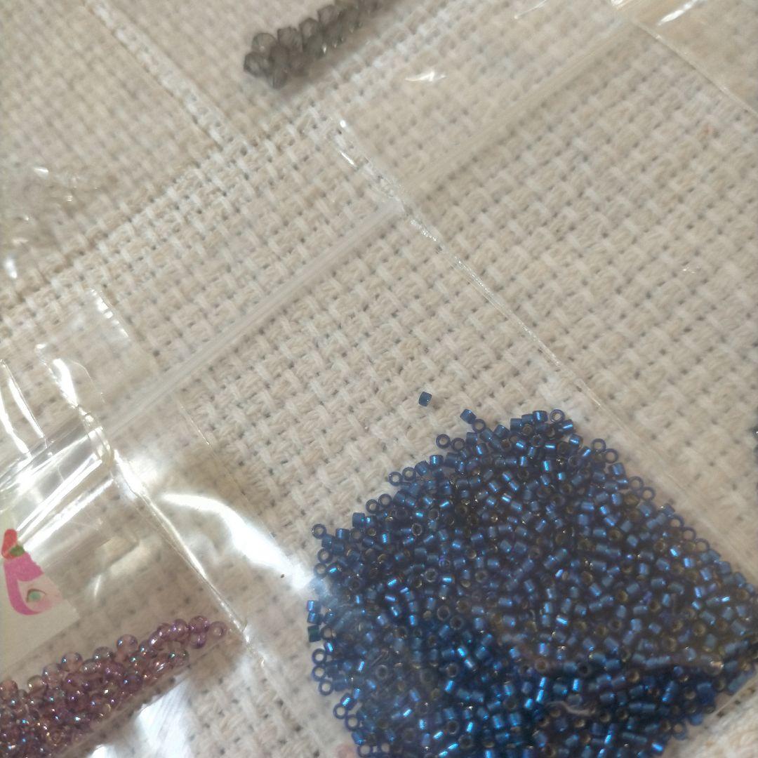 ♥スワロフスキービーズ　ハンドメイド　まとめ売り1000個以上‼️オマケ付き♥